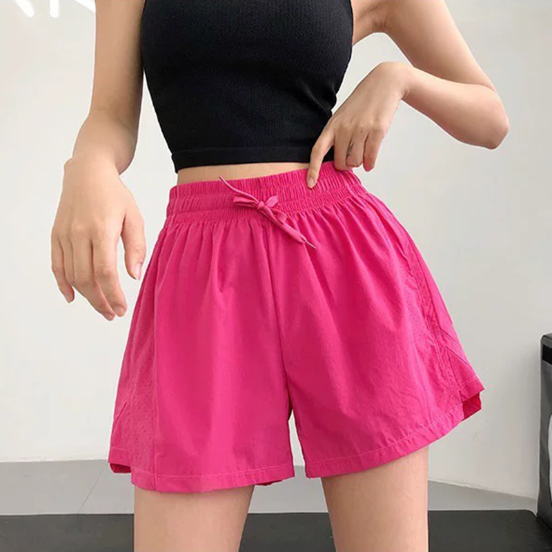 Yoga Fitness Training - Women's yoga shorts, loose fitting two-piece